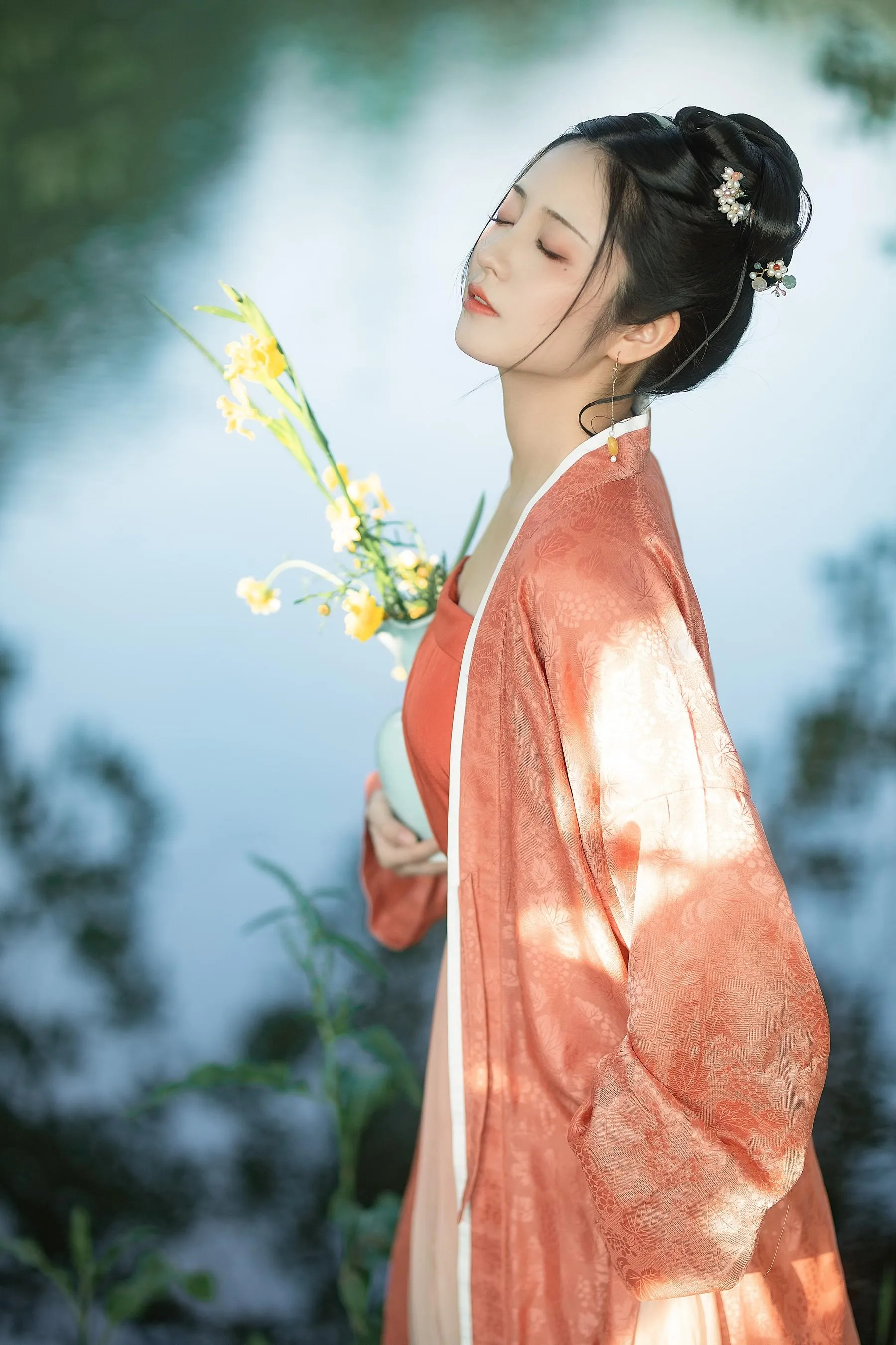 [艺图语] 2022.06.24 凉夏 小温暖想要个大太阳 [23P]插图